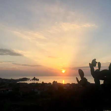 Aci Trezza Fronte Mare Apartment Aci Castello