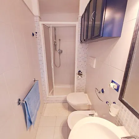 Apartment Aci Trezza Fronte Mare Aci Castello