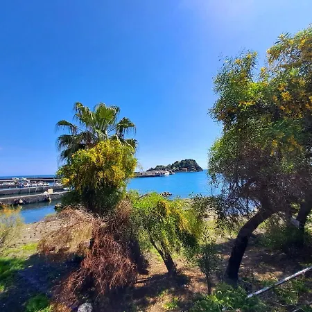 Apartment Aci Trezza Fronte Mare *