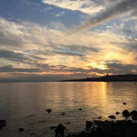 Lägenhet Aci Trezza Fronte Mare